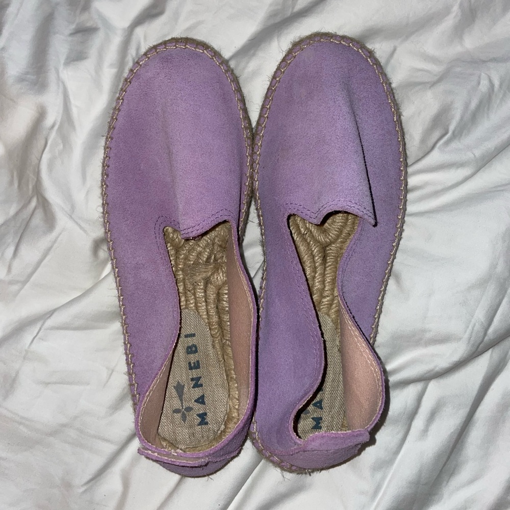 Manebi Flats